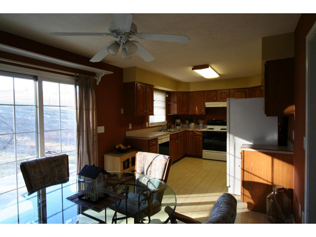 109 Reece Court North Jonesborough, TN 37659 - Photo 6 of 19 kitchen