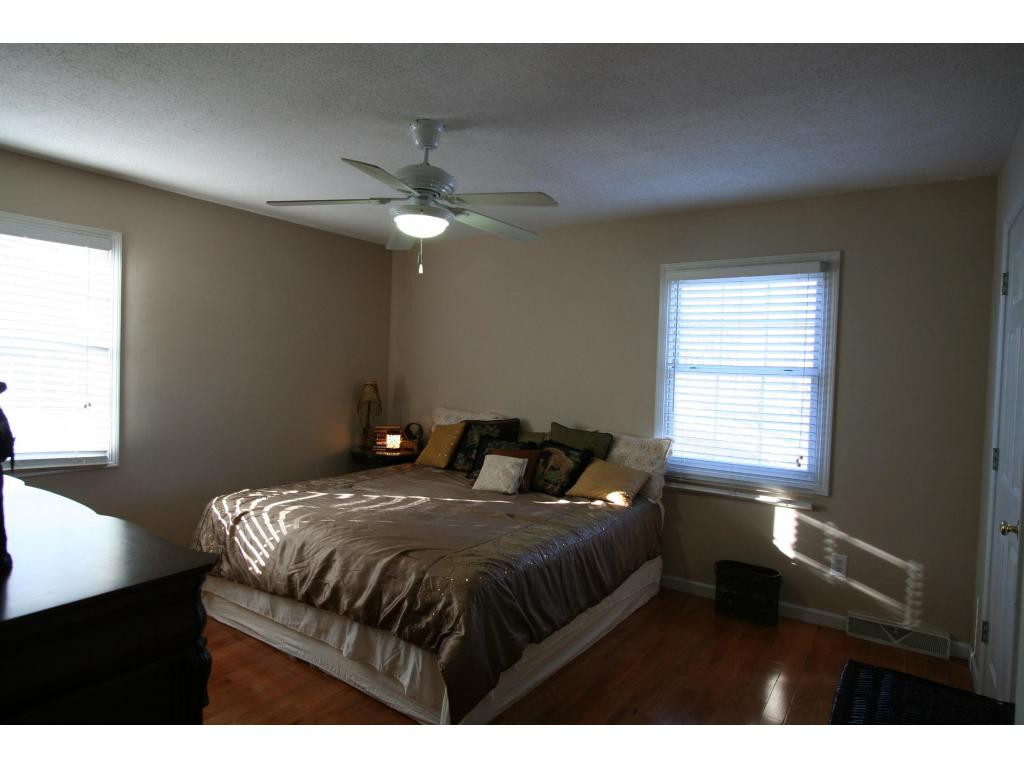 109 Reece Court North Jonesborough, TN 37659 - Photo 7 of 19 master bedroom