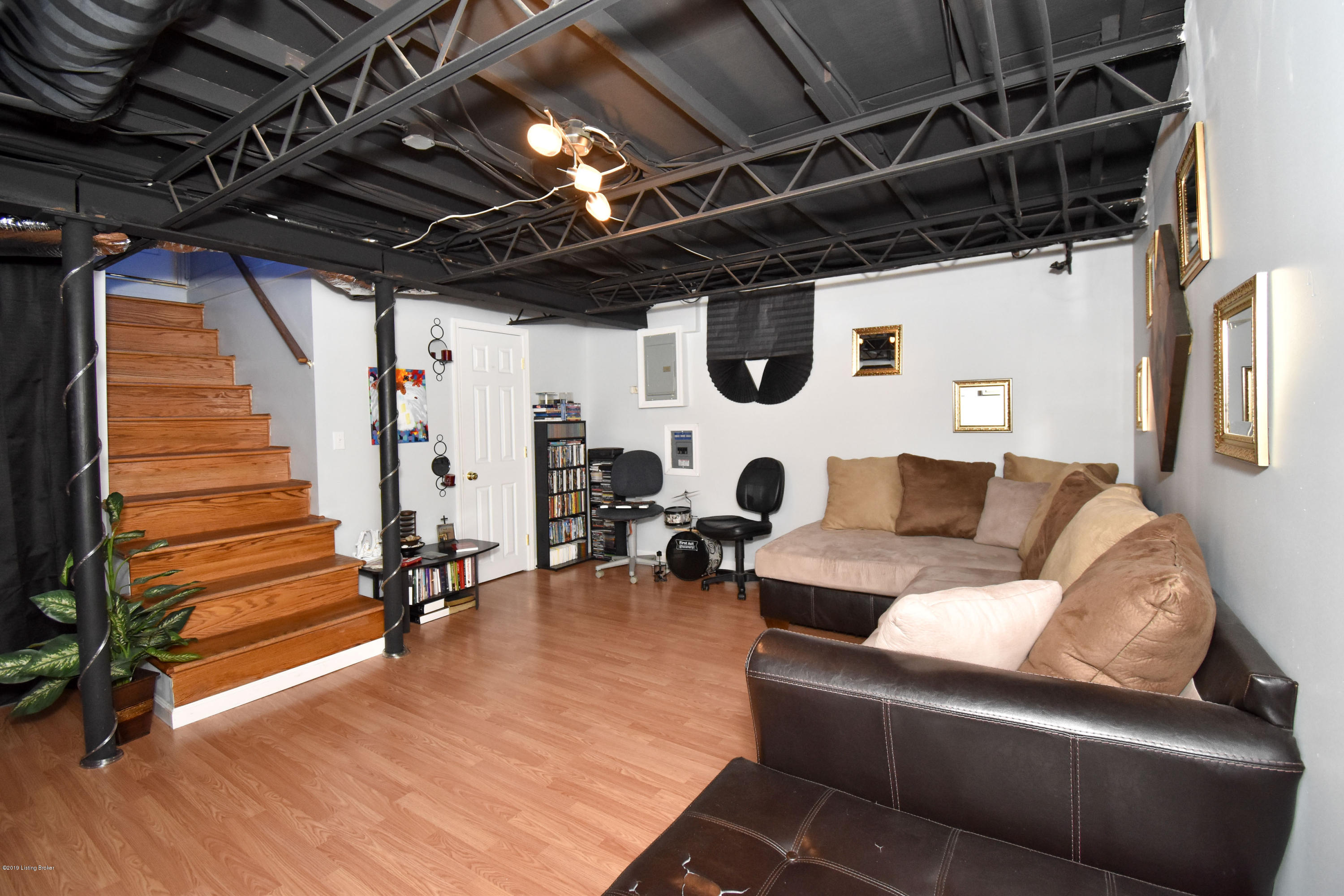2710 Ralph Avenue Louisville, KY 40216 - Photo 32 of 44 DSC_0174