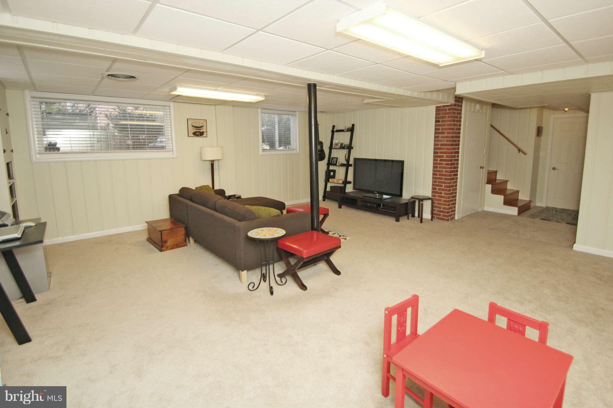 10711 Lombardy Road Silver Spring, MD 20901 - Photo 19 of 24 Plenty of natural light.....