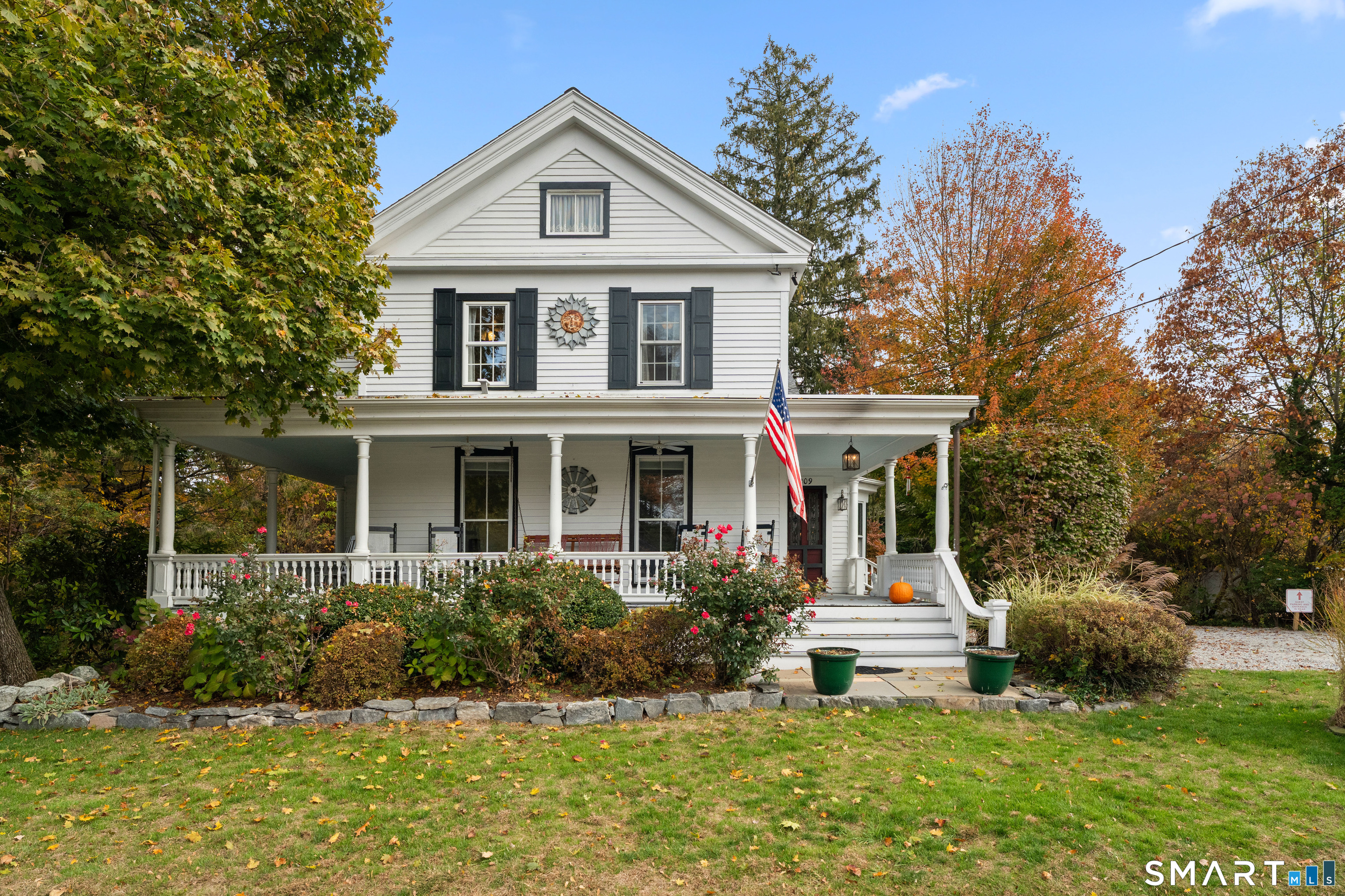 209 Main Street Deep River, CT 06417 - Photo 2 of 40 Classic New England Colonial Antique