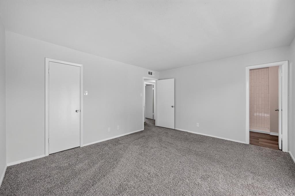 1801 East Grauwyler Road, Unit 101 Irving, TX 75061 - Photo 24 of 39 a view of an empty room and entryway