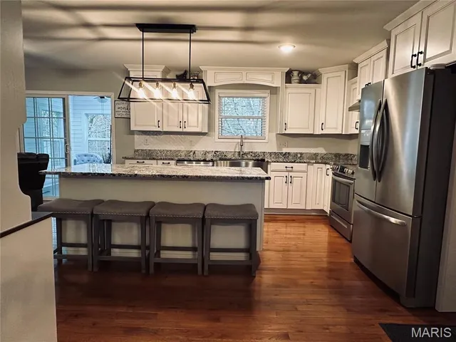 $379,500 | 17 Kathryn Drive, St. James, MO 65559