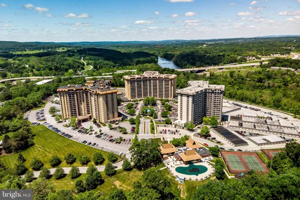 $299,900 | 20928 Valley Forge Circle, Unit 928, King of Prussia, PA 19406