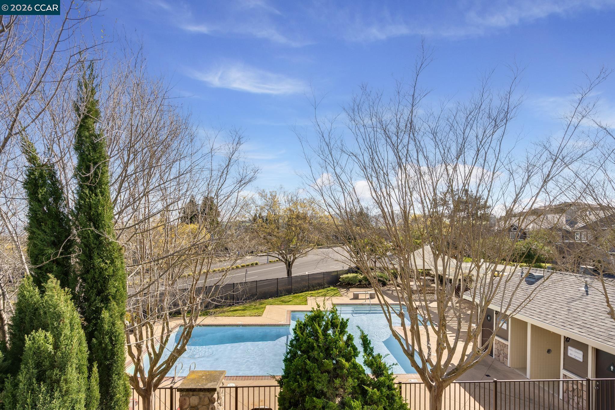 1008 Radiant Lane San Ramon, CA 94583 - Photo 9 of 44