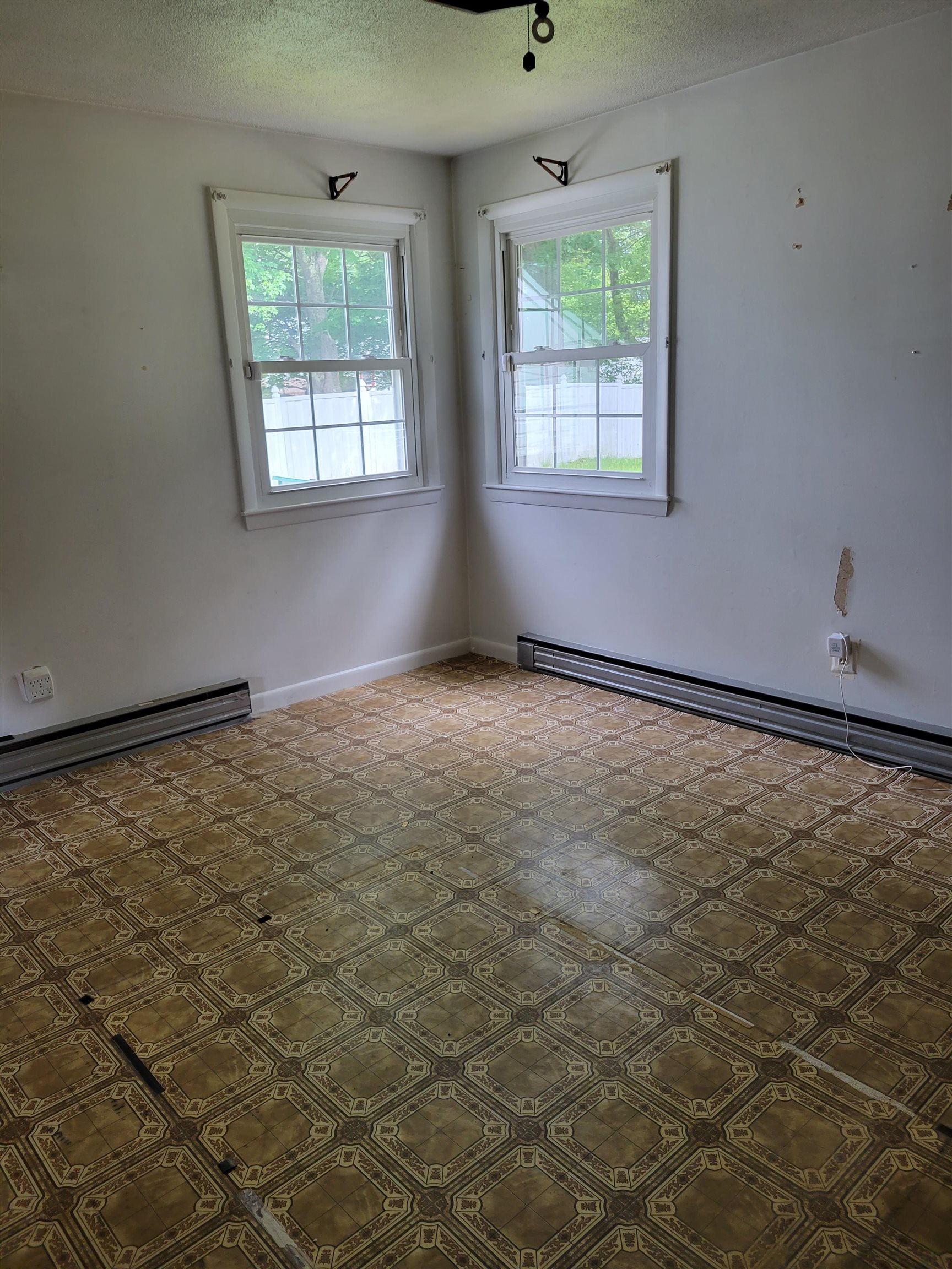 2 Corson Street Rochester, NH 03867 - Photo 11 of 17