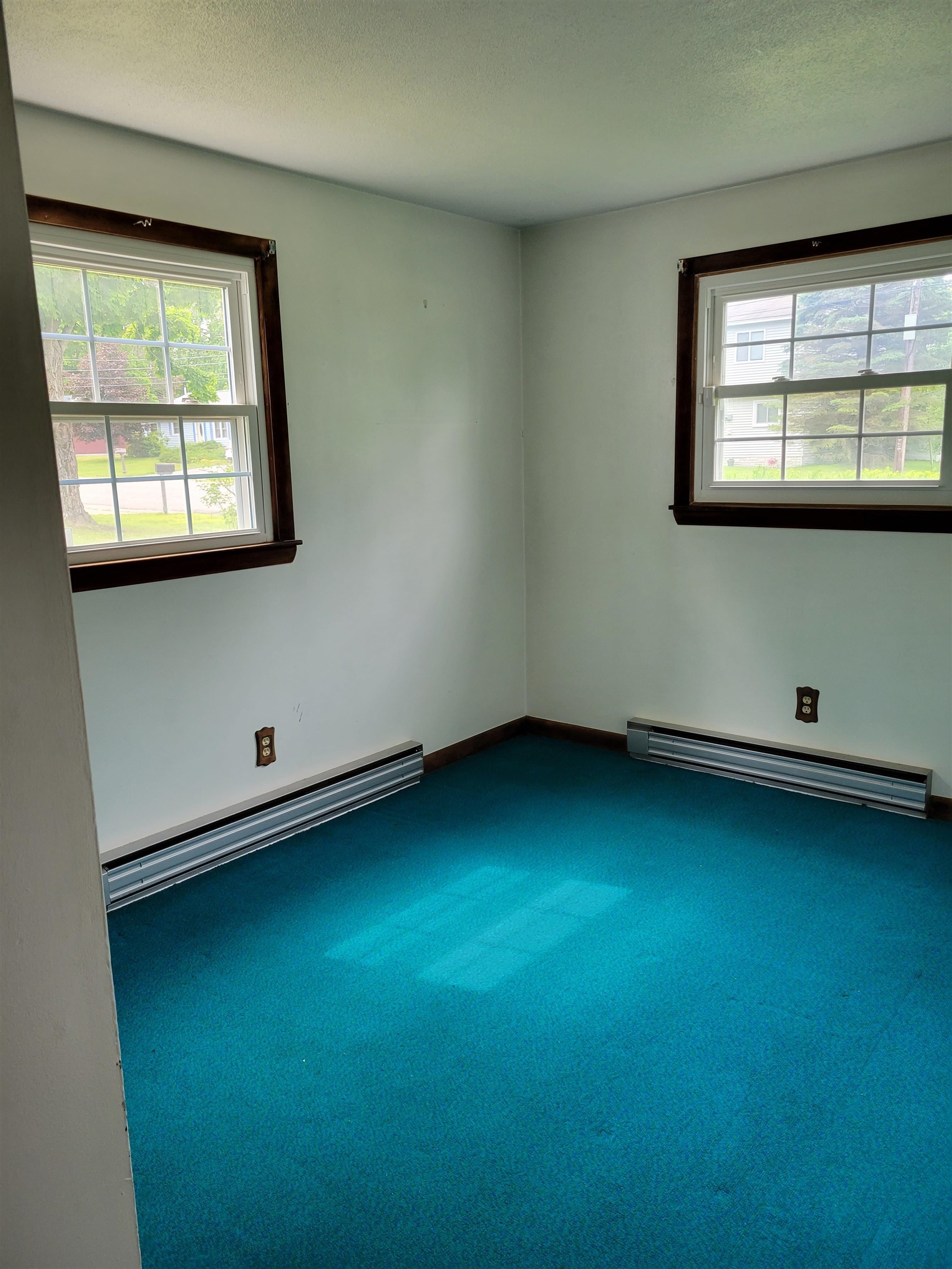 2 Corson Street Rochester, NH 03867 - Photo 14 of 17