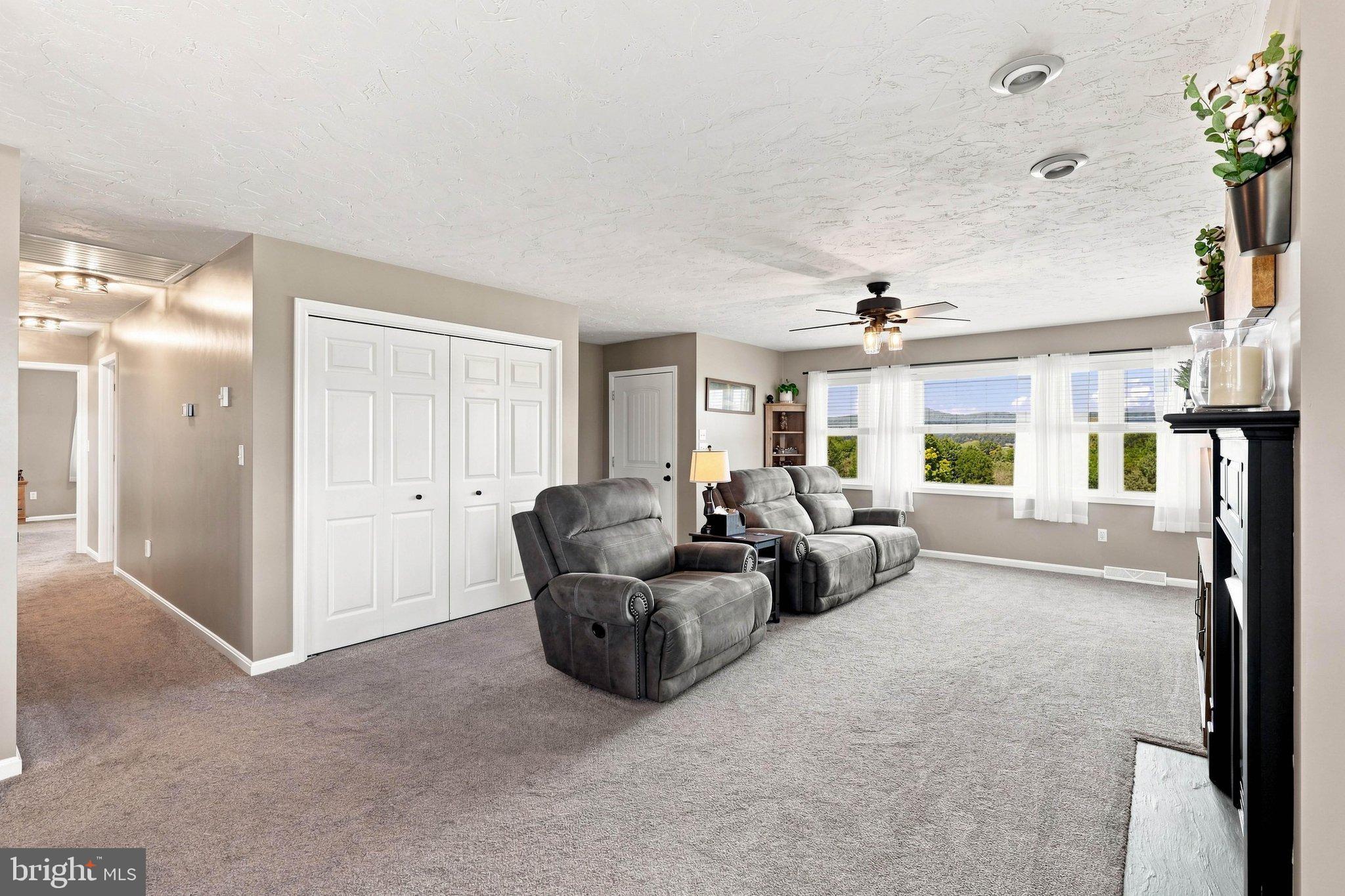6414 Shutt Road Spring Grove, PA 17362 - Photo 15 of 66 Gallery Image 15