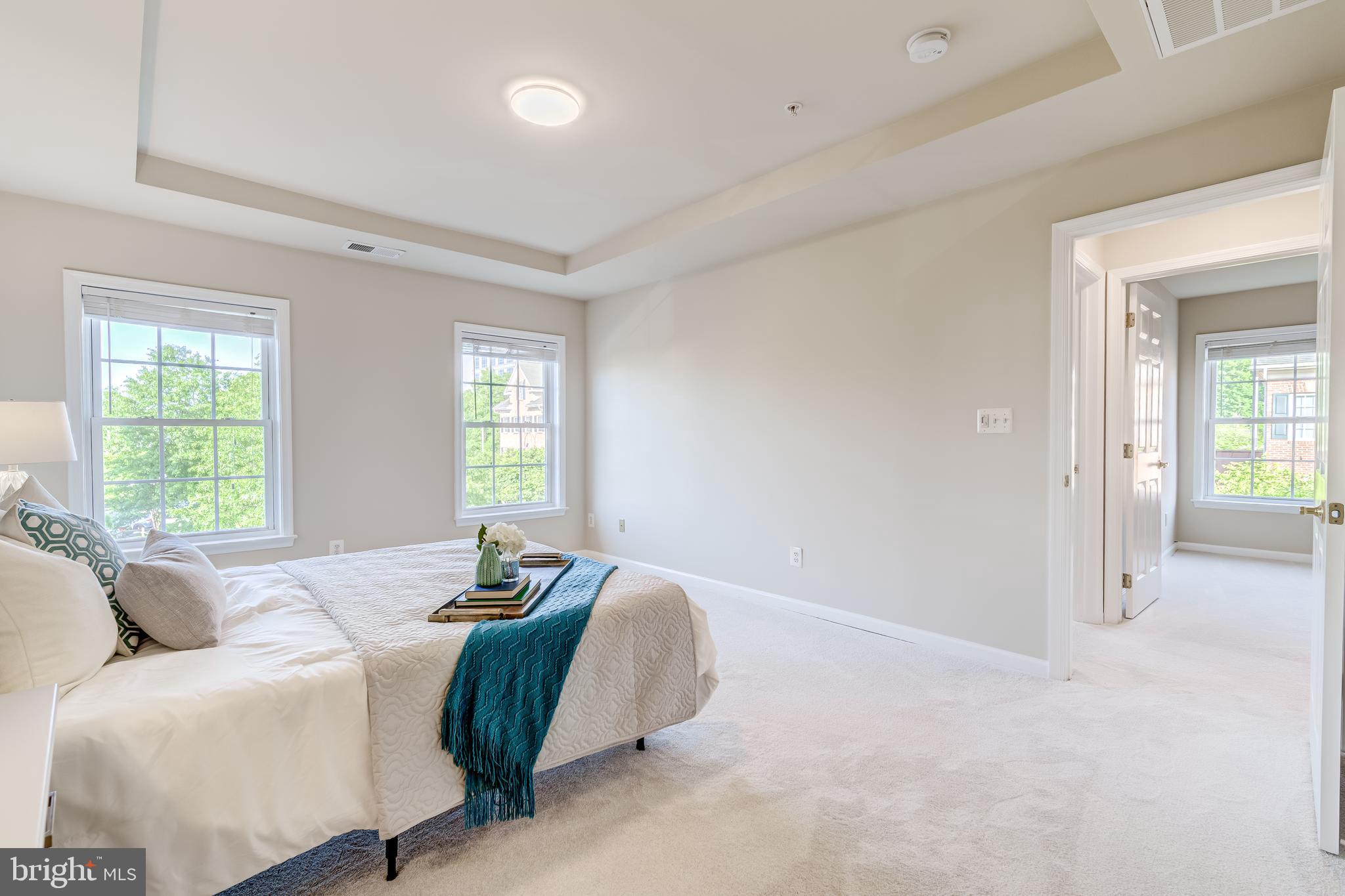 4618 Hummingbird Way, Unit 101 Fairfax, VA 22033 - Photo 27 of 42 Spacious Primary Suite