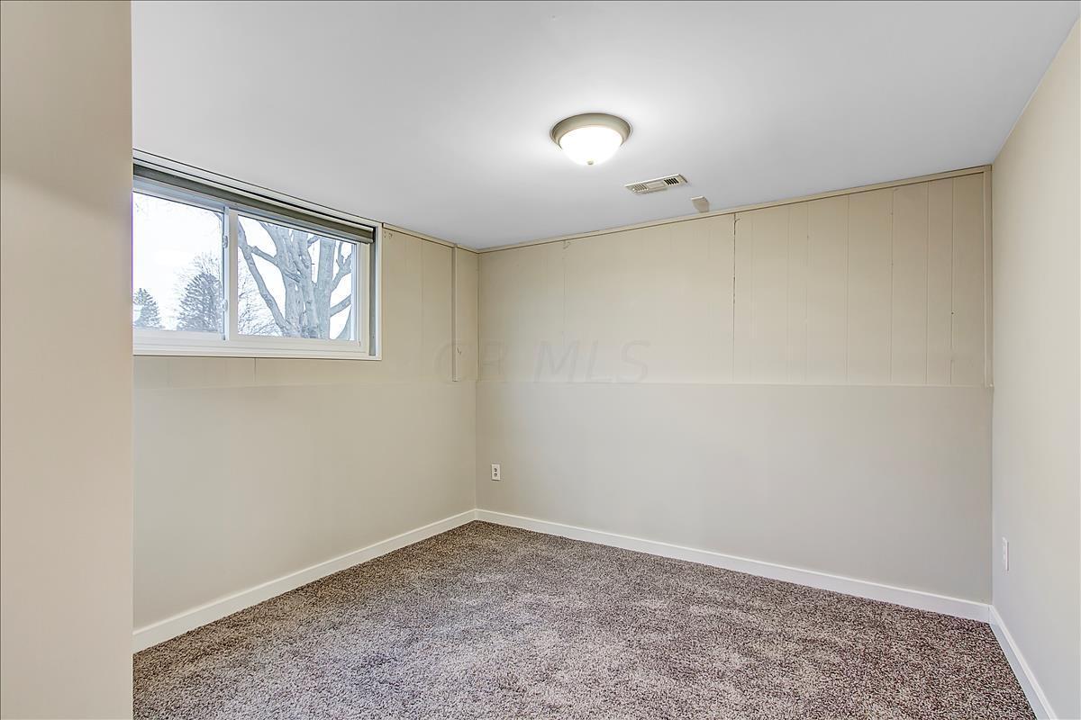 5209 Rampart Road Columbus, OH 43207 - Photo 17 of 25 18