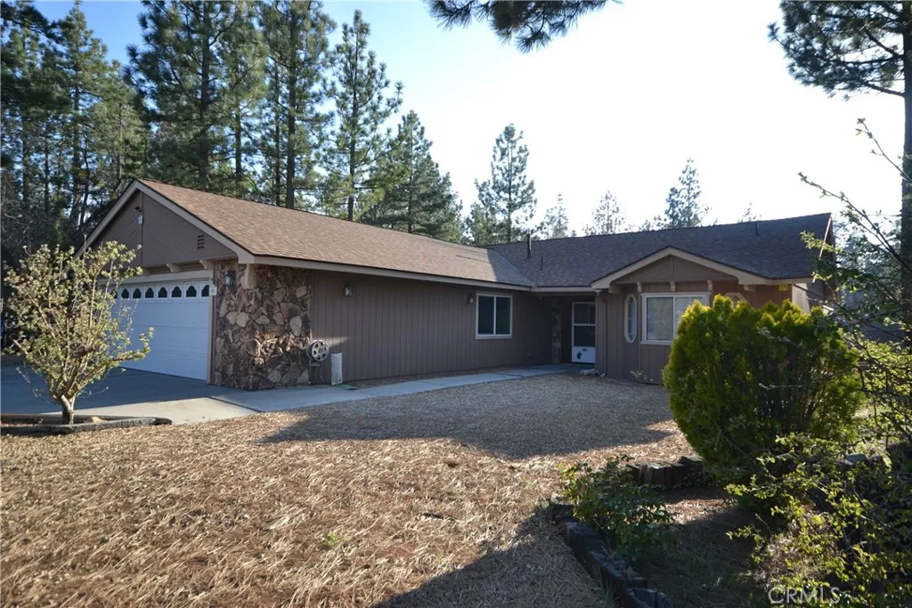 889 McAlister Road Big Bear City, CA 92314 - Photo 2 of 2