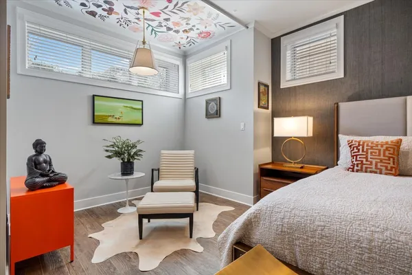 $1,099,000 | 1448 West Carmen Avenue, Unit 1, Chicago, IL 60640