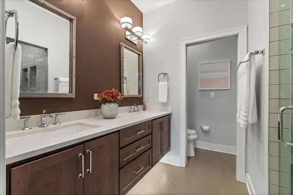 $1,099,000 | 1448 West Carmen Avenue, Unit 1, Chicago, IL 60640