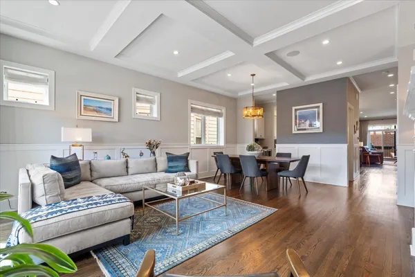 $1,099,000 | 1448 West Carmen Avenue, Unit 1, Chicago, IL 60640