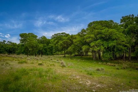 $230,000 | 385 Settlers Way North, Comfort, TX 78013