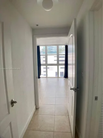 $2,500 | 500 Northeast 29th Street, Unit 703, Miami, FL 33137