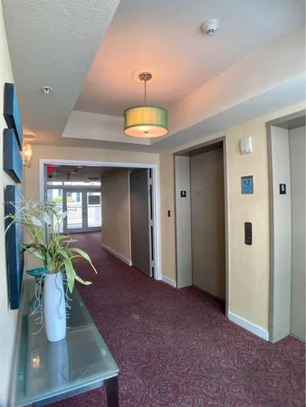 $2,500 | 500 Northeast 29th Street, Unit 703, Miami, FL 33137