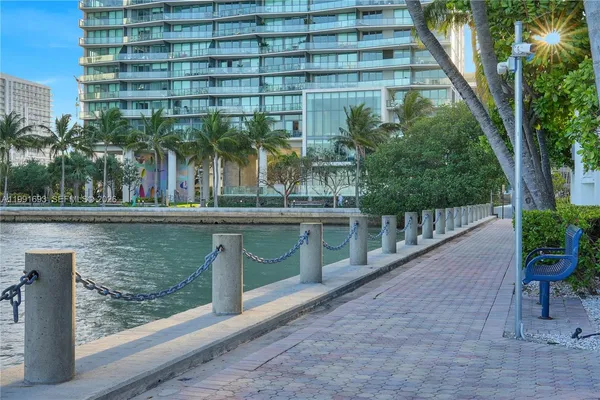 $2,500 | 500 Northeast 29th Street, Unit 703, Miami, FL 33137
