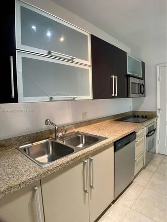 $2,500 | 500 Northeast 29th Street, Unit 703, Miami, FL 33137