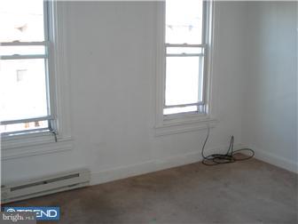 819 Locust Street Reading, PA 19604 - Photo 11 of 11 Bedroom - Main