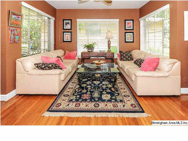 413 Cliff Place Birmingham, AL 35209 - Photo 5 of 32