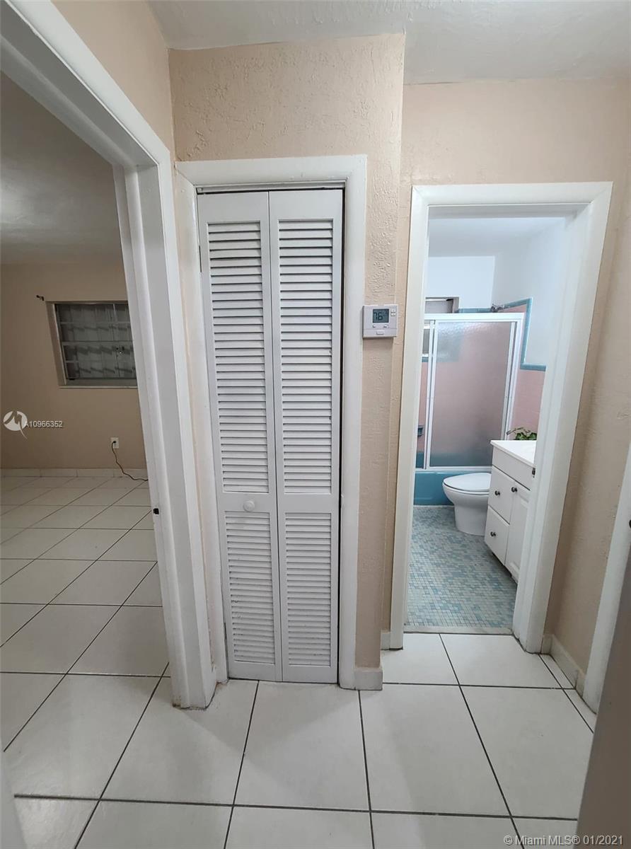 45 East 11th Street, Unit 8 Hialeah, FL 33010 - Photo 13 of 14