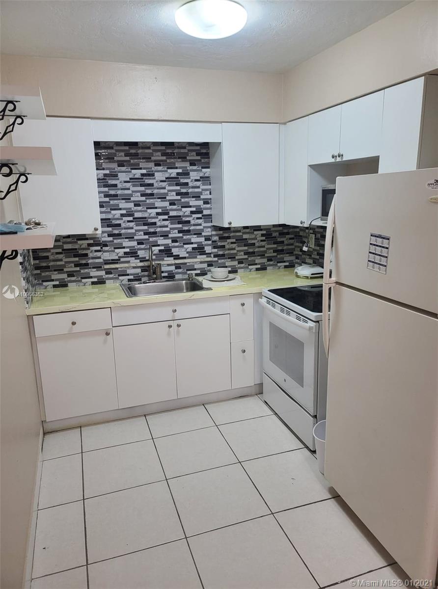 45 East 11th Street, Unit 8 Hialeah, FL 33010 - Photo 14 of 14