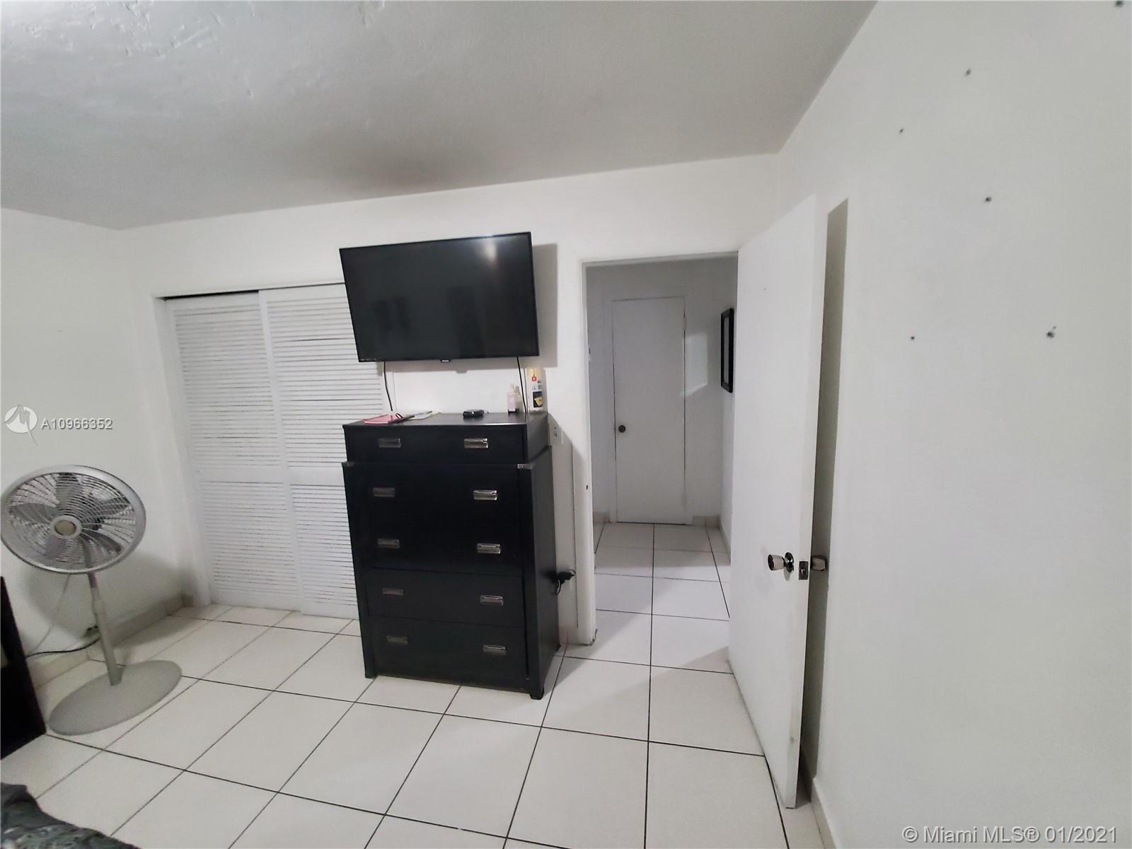 45 East 11th Street, Unit 8 Hialeah, FL 33010 - Photo 9 of 14
