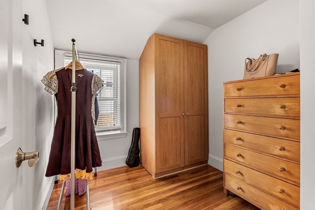 31 Bow Road Newton, MA 02459 - Photo 23 of 39