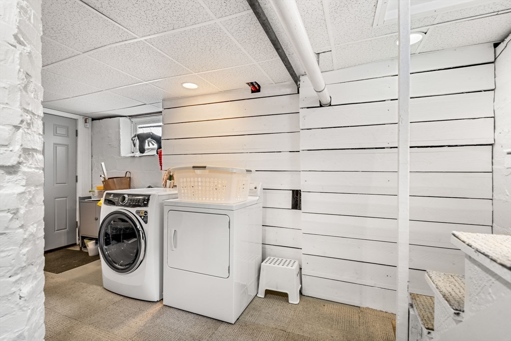 31 Bow Road Newton, MA 02459 - Photo 31 of 39