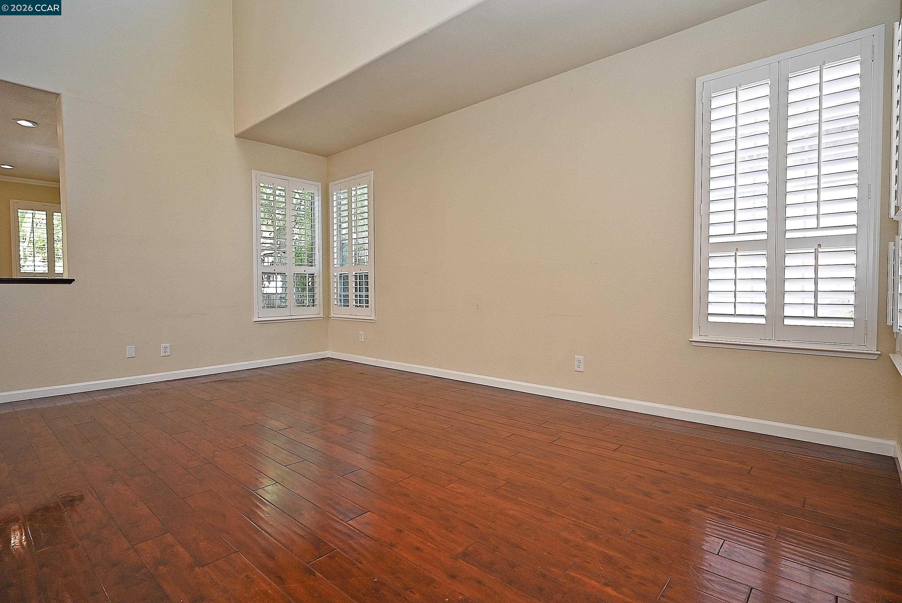 2287 Flagstone Way Concord, CA 94521 - Photo 8 of 56 Gallery Image 8