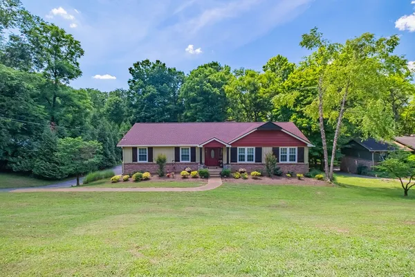 $599,000 | 104 Trout Valley Drive, Hendersonville, TN 37075