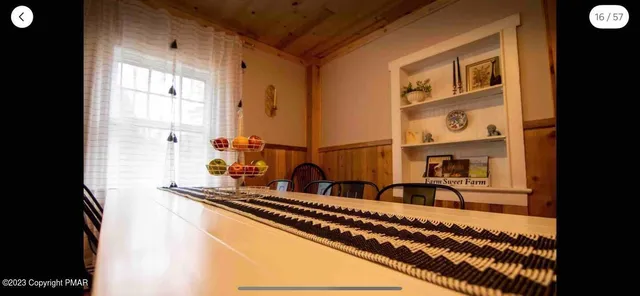 $1,900 | 2493 Highway 390, Canadensis, PA 18325