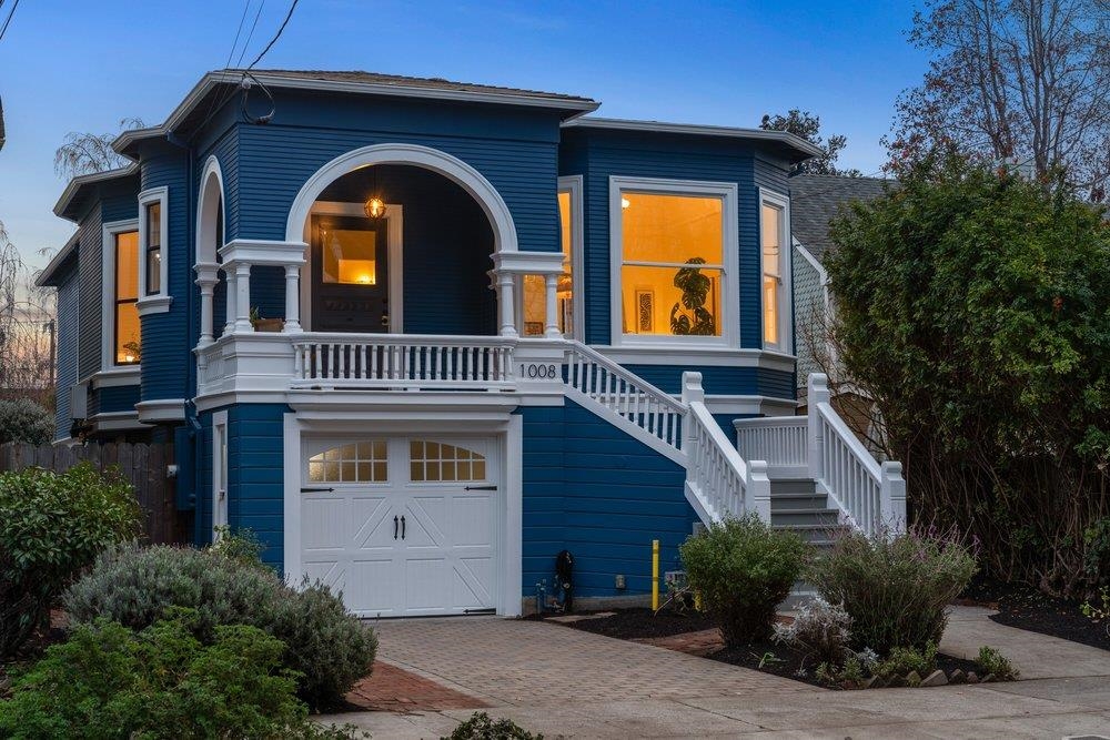 1008 Pacific Avenue Alameda, CA 94501 - Photo 1 of 1 a front view of a house