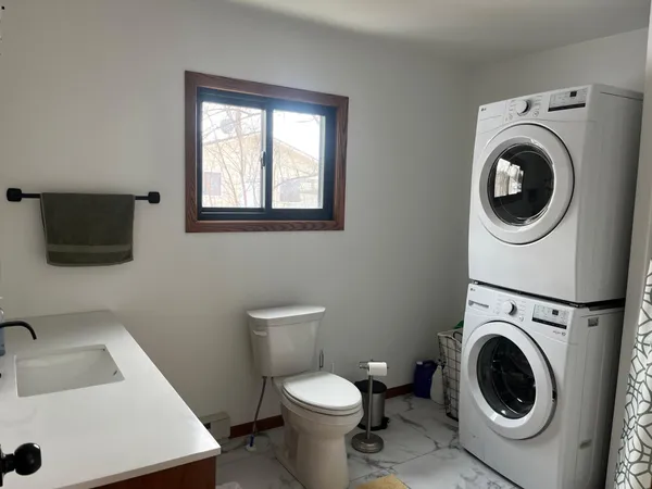 $870,000 | 34511 East Trinity Point Road Southeast, Mentor, MN 56736