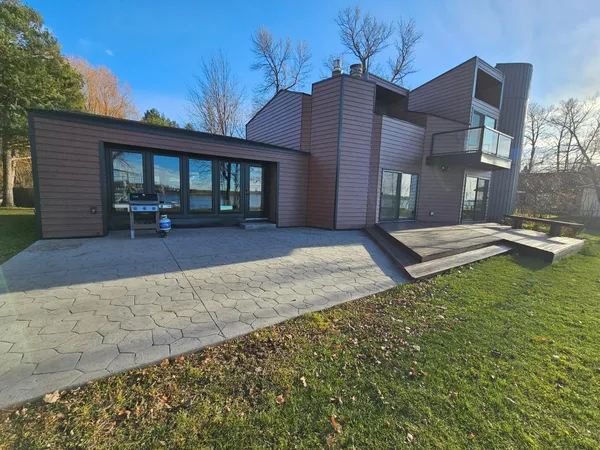 $870,000 | 34511 East Trinity Point Road Southeast, Mentor, MN 56736