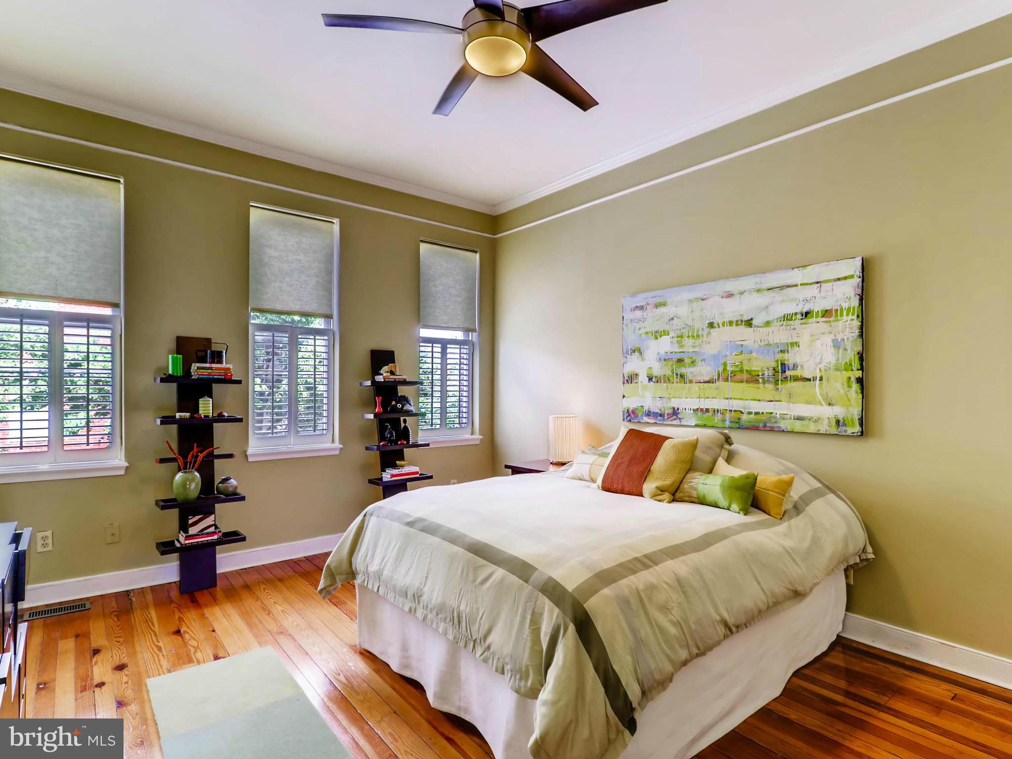 1037 Riverside Avenue Baltimore, MD 21230 - Photo 15 of 30 Master bedroom w/ ceiling fan