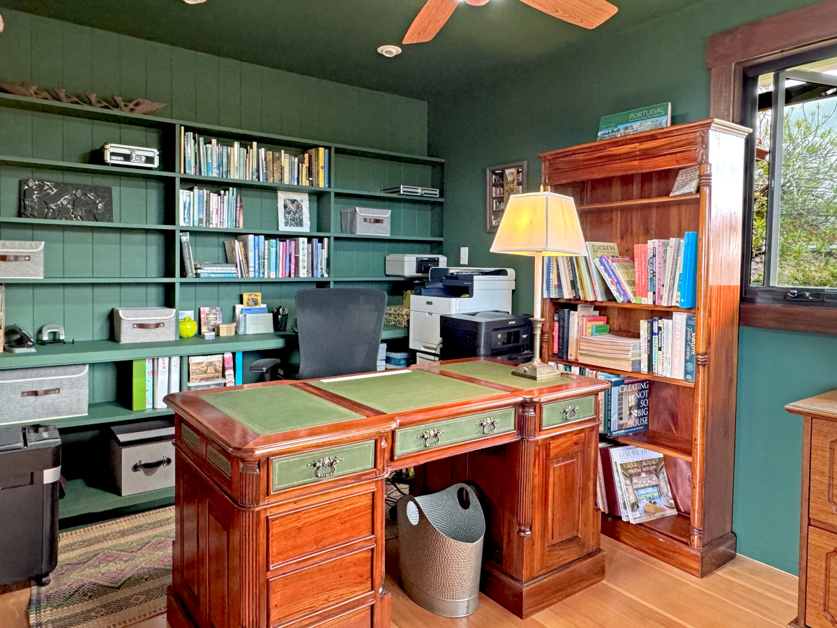 617 Ainako Avenue, Unit 1 Hilo, HI 96720 - Photo 24 of 29 a utility room with washer and dryer