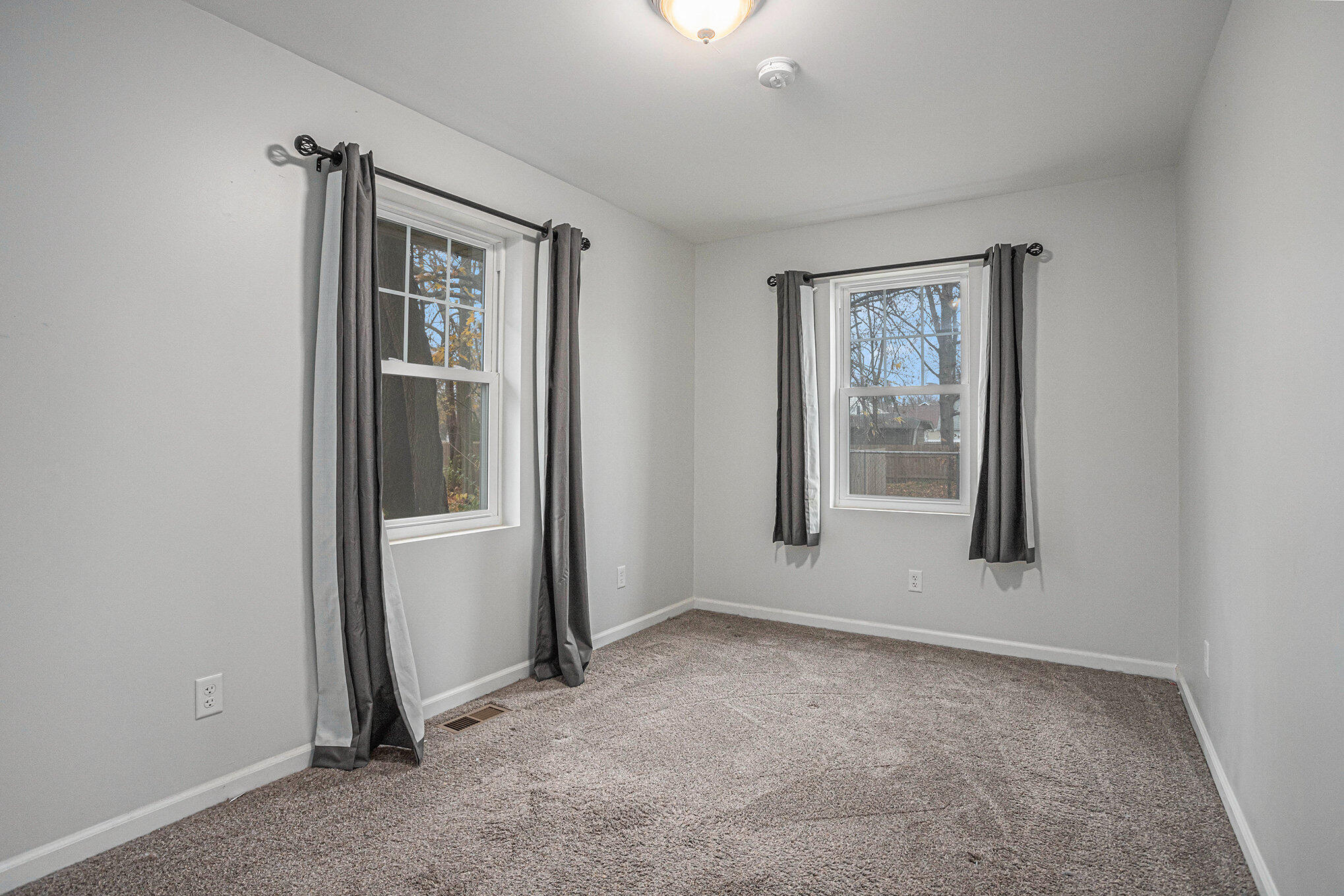 513 Hill Street Three Rivers, MI 49093 - Photo 13 of 23 513 Hill St - 11