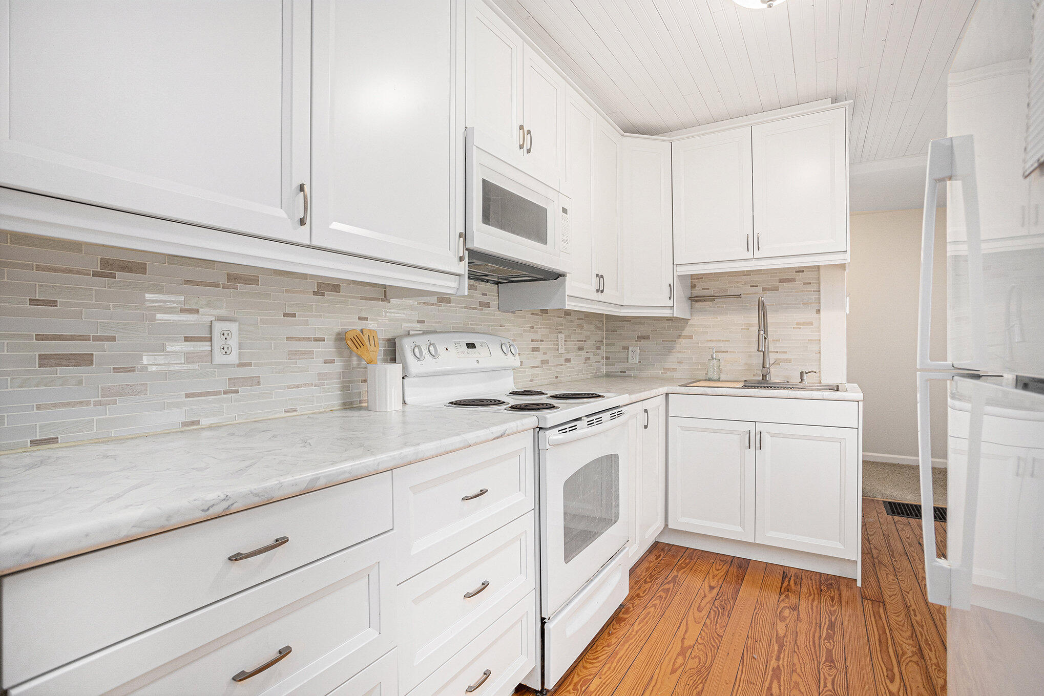 513 Hill Street Three Rivers, MI 49093 - Photo 7 of 23 513 Hill St - 7