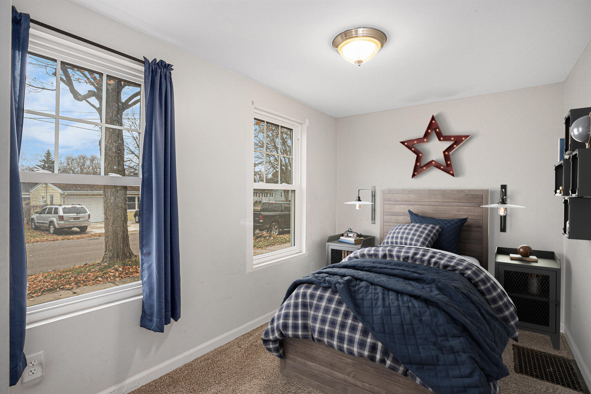 513 Hill Street Three Rivers, MI 49093 - Photo 10 of 23 513_Hill_Street_Front_Bedroom_29-11-25_1