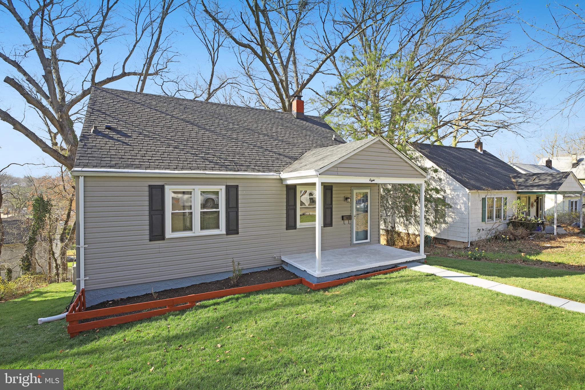 8 Beacon Hill Road Gwynn Oak, MD 21207 - Photo 3 of 24