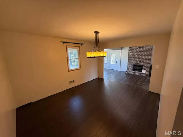 $298,000 | 333 Lynnie Street, Perryville, MO 63775