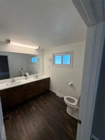 $298,000 | 333 Lynnie Street, Perryville, MO 63775