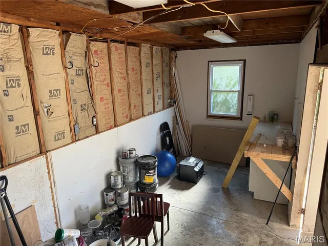 $298,000 | 333 Lynnie Street, Perryville, MO 63775