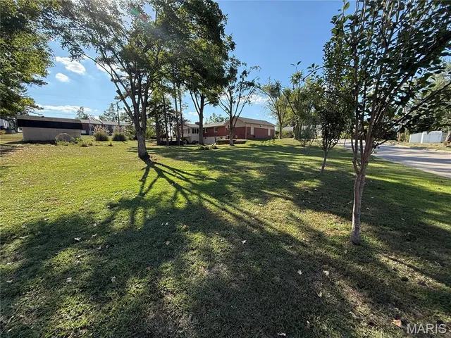 $298,000 | 333 Lynnie Street, Perryville, MO 63775