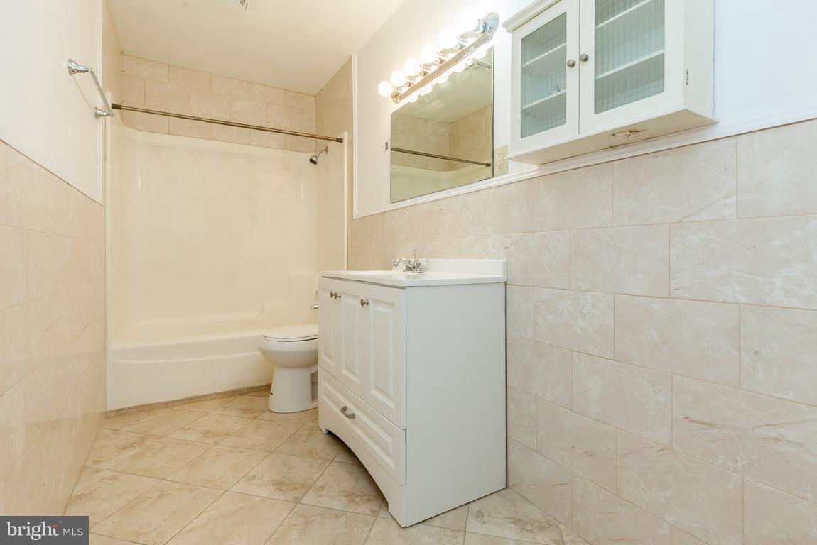 25 Cherry Hill Road Ranson, WV 25438 - Photo 20 of 25 Bath