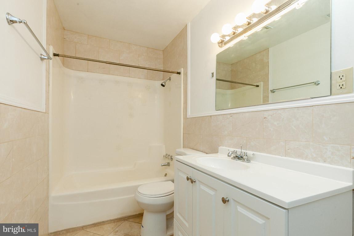 25 Cherry Hill Road Ranson, WV 25438 - Photo 21 of 25 Bath (Master)
