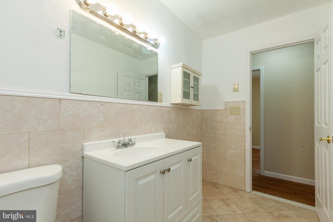 25 Cherry Hill Road Ranson, WV 25438 - Photo 22 of 25 Bath (Master)