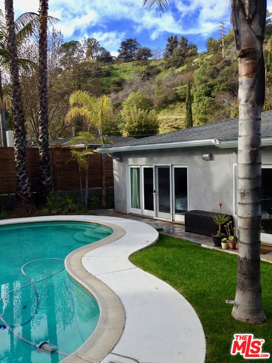 8142 Amor Road Los Angeles, CA 90046 - Photo 1 of 21